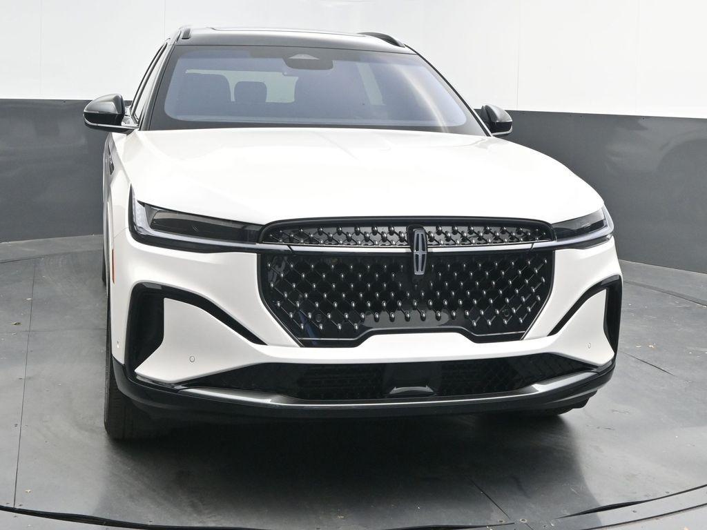 used 2024 Lincoln Nautilus car, priced at $53,499
