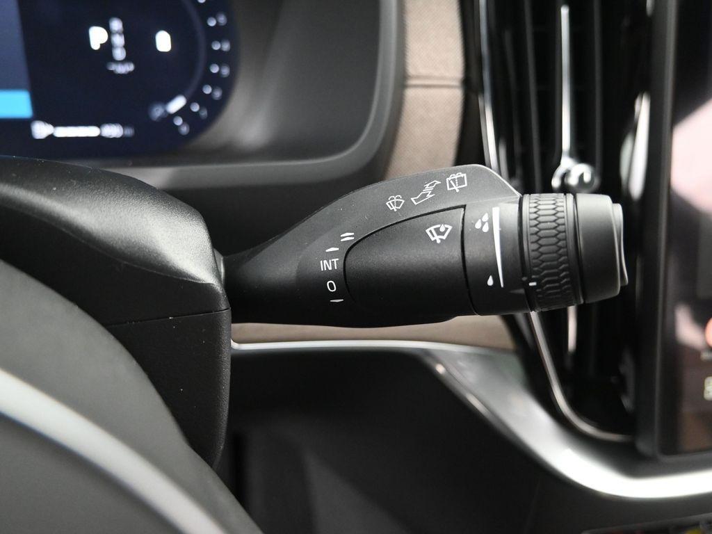 new 2026 Volvo XC90 car, priced at $71,825