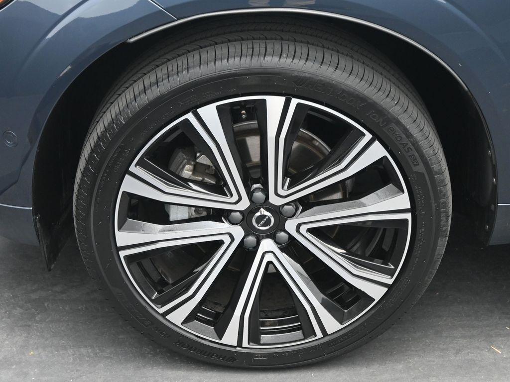 used 2023 Volvo XC60 car, priced at $39,498