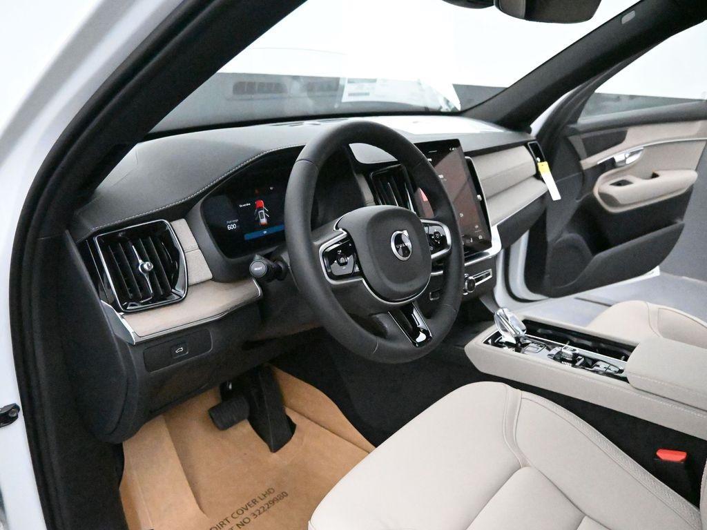 new 2025 Volvo XC90 car, priced at $67,850