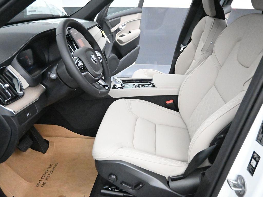 new 2025 Volvo XC90 car, priced at $67,850