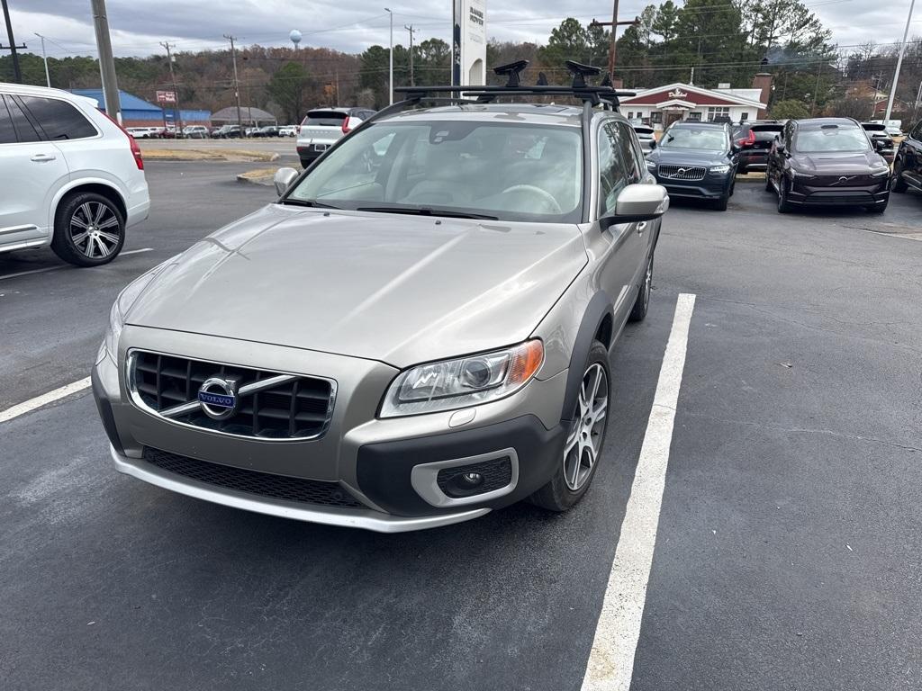 used 2013 Volvo XC70 car, priced at $11,597