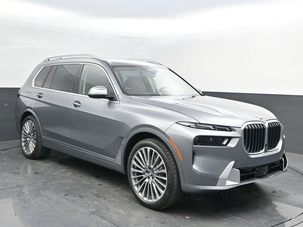 new 2025 BMW X7 car, priced at $97,160