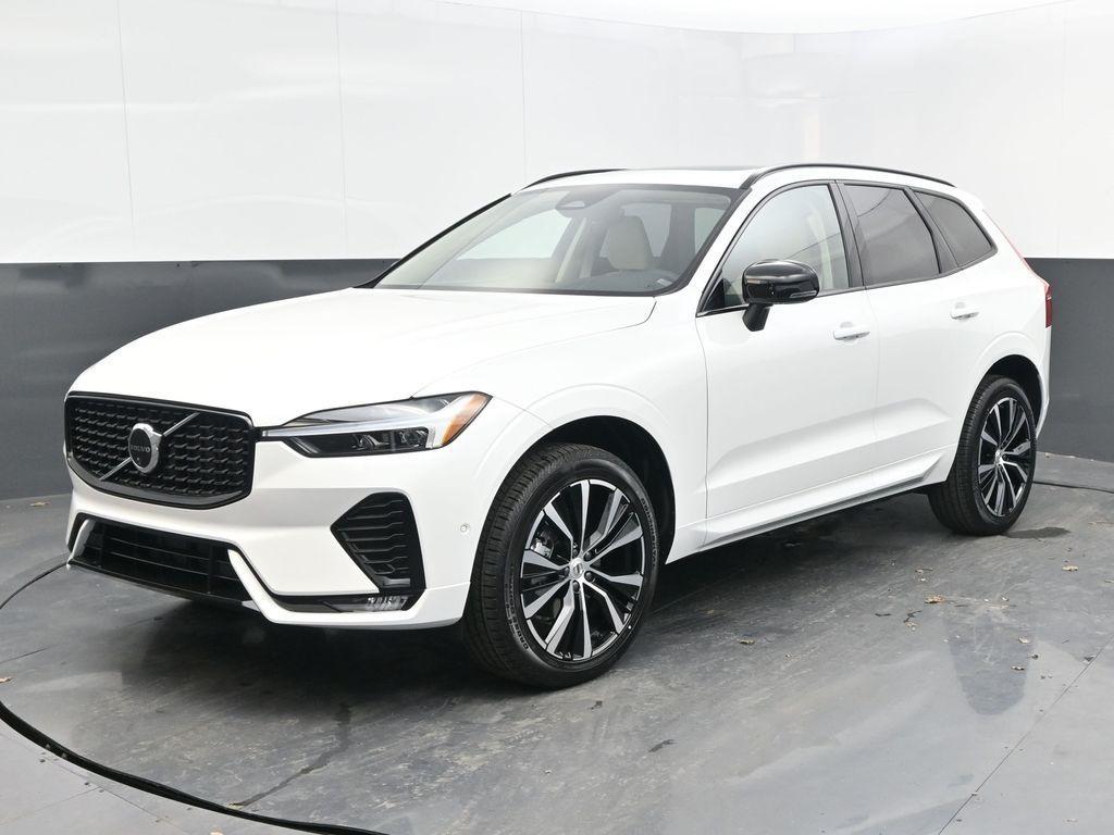 new 2025 Volvo XC60 car, priced at $55,385