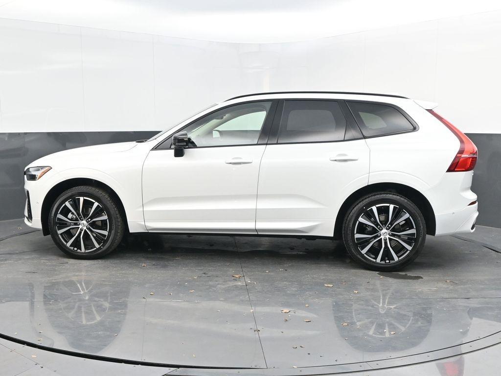 new 2025 Volvo XC60 car, priced at $55,385