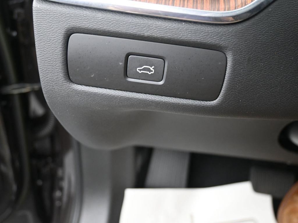 used 2023 Volvo XC60 car, priced at $38,998