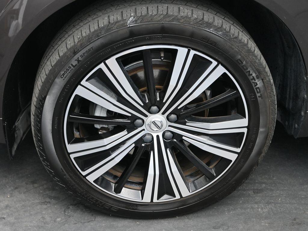 used 2023 Volvo XC60 car, priced at $38,998