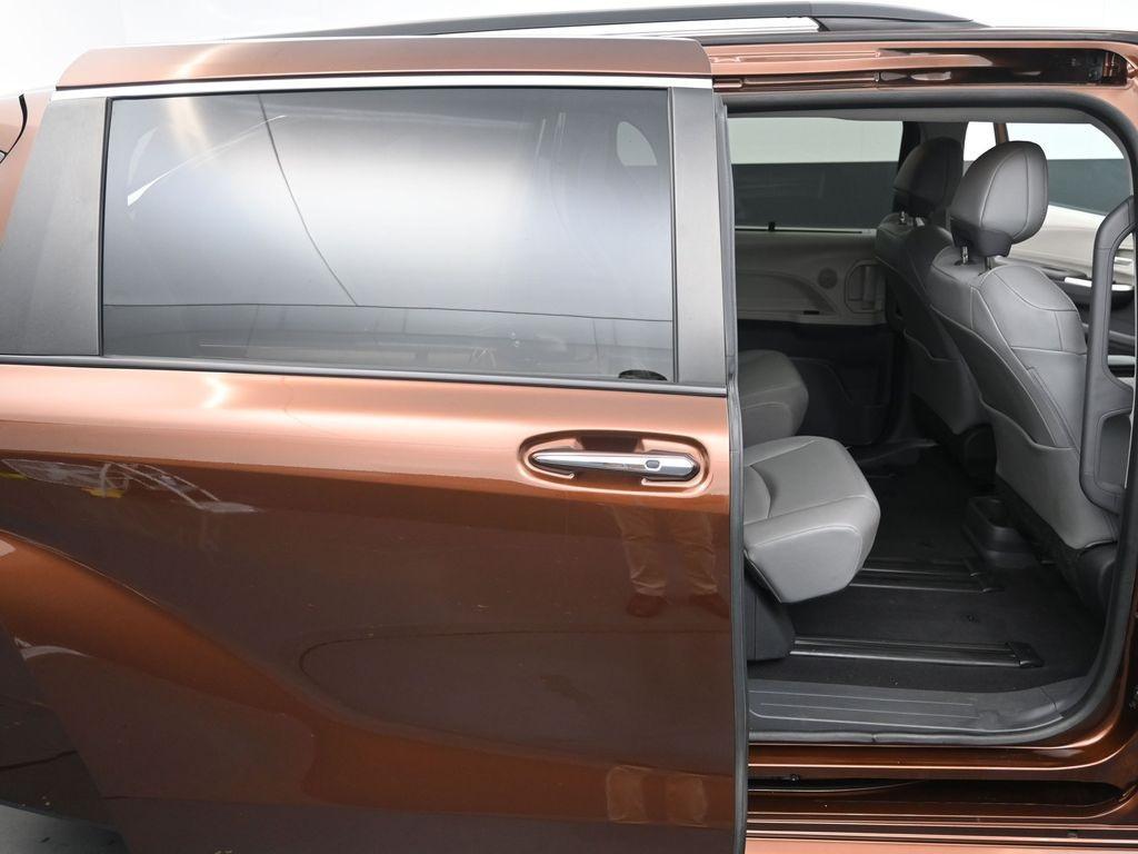 used 2022 Toyota Sienna car, priced at $38,998