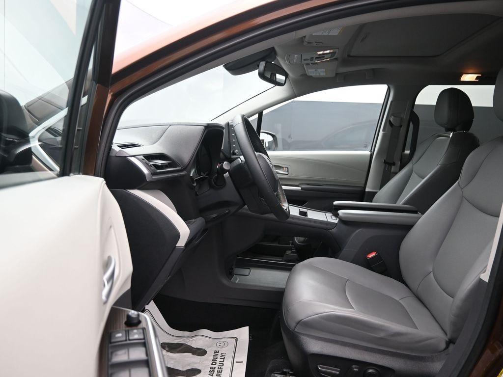used 2022 Toyota Sienna car, priced at $38,998
