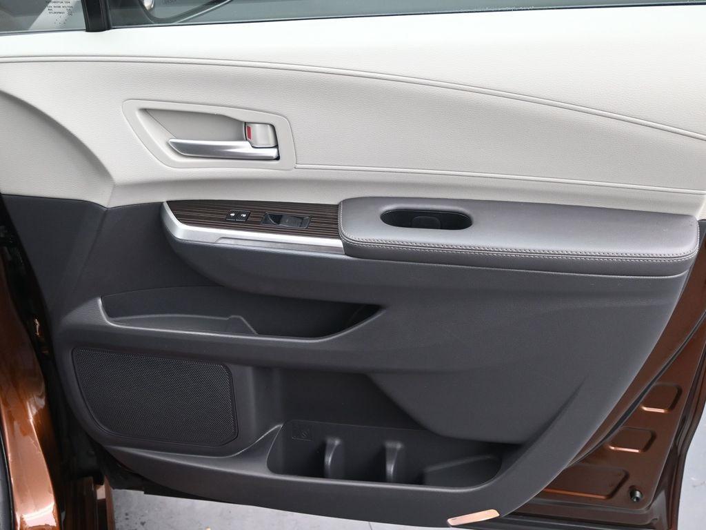 used 2022 Toyota Sienna car, priced at $38,998