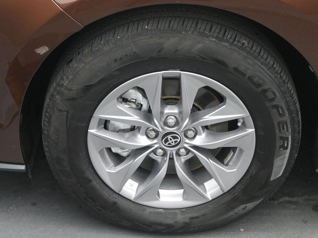 used 2022 Toyota Sienna car, priced at $38,998