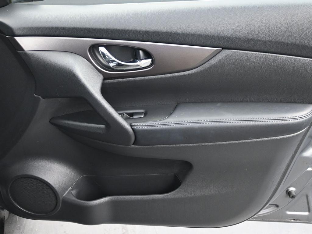 used 2015 Nissan Rogue car, priced at $11,599