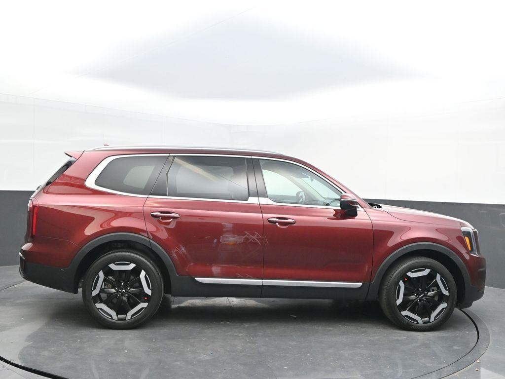 used 2023 Kia Telluride car, priced at $33,998