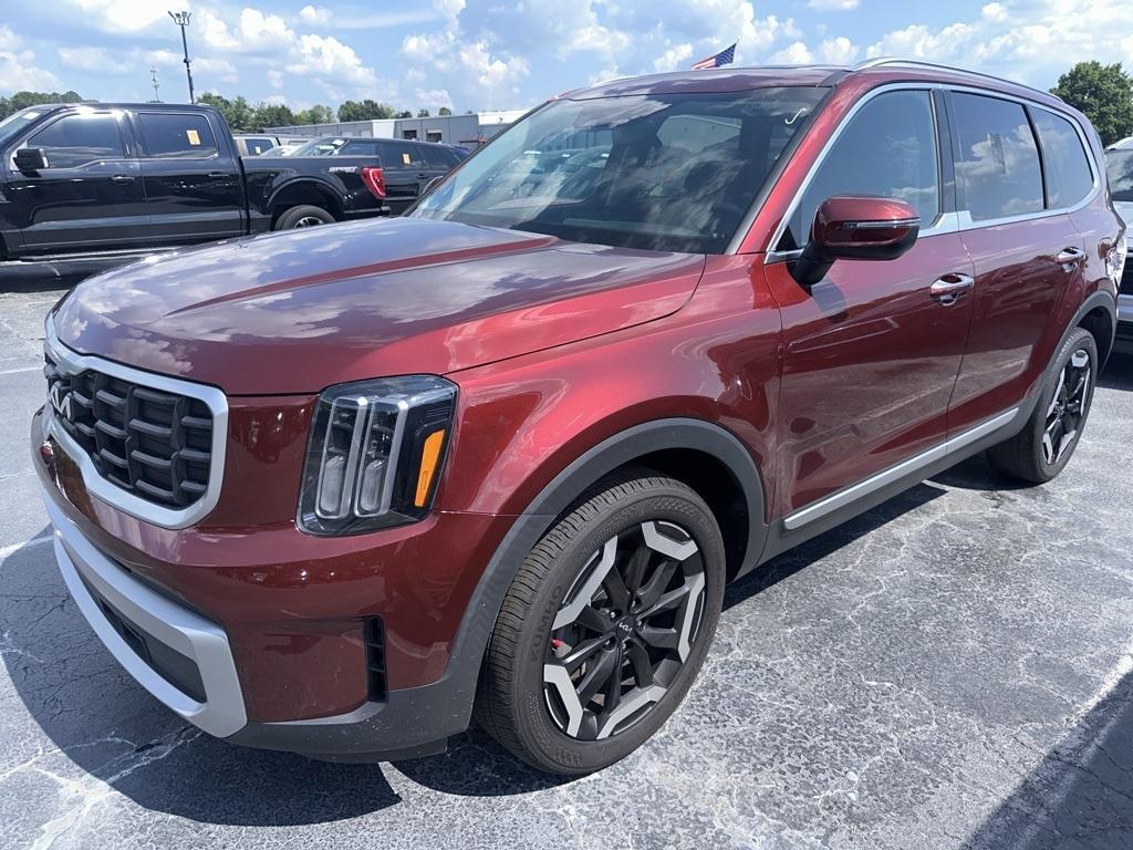 used 2023 Kia Telluride car, priced at $34,998