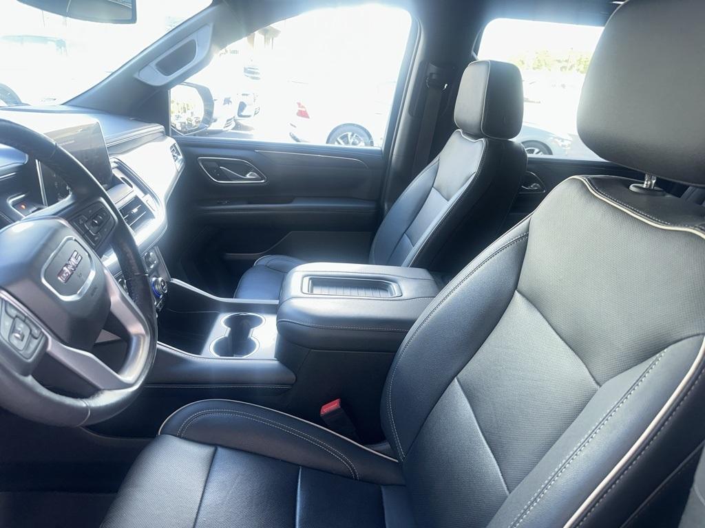 used 2022 GMC Yukon XL car, priced at $54,998