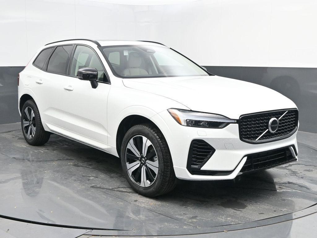 new 2025 Volvo XC60 Plug-In Hybrid car, priced at $61,075