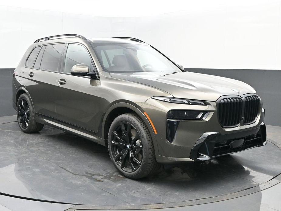 new 2025 BMW X7 car, priced at $97,400