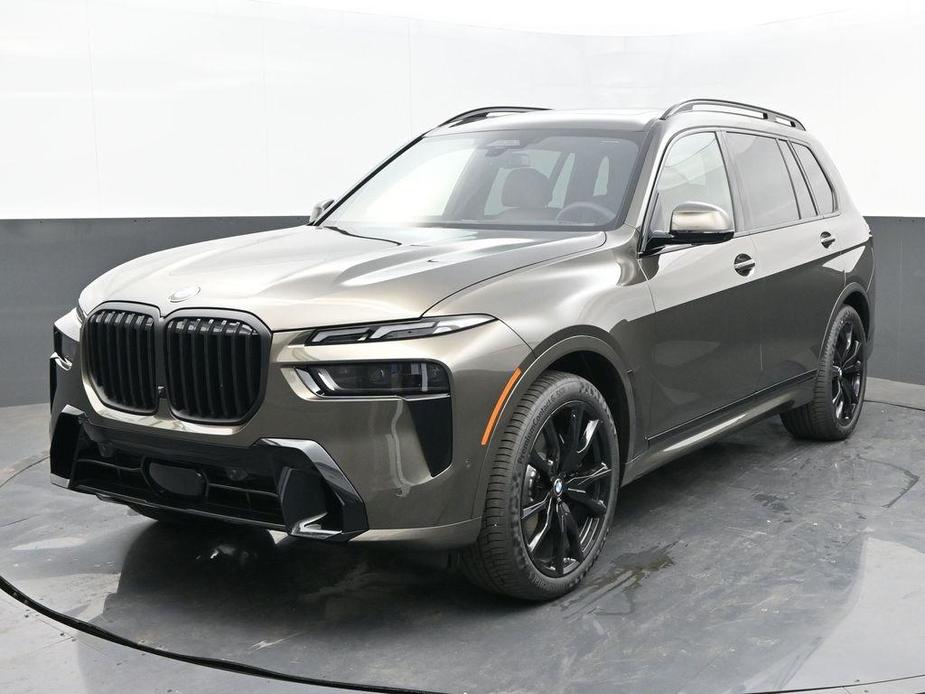 new 2025 BMW X7 car, priced at $97,400