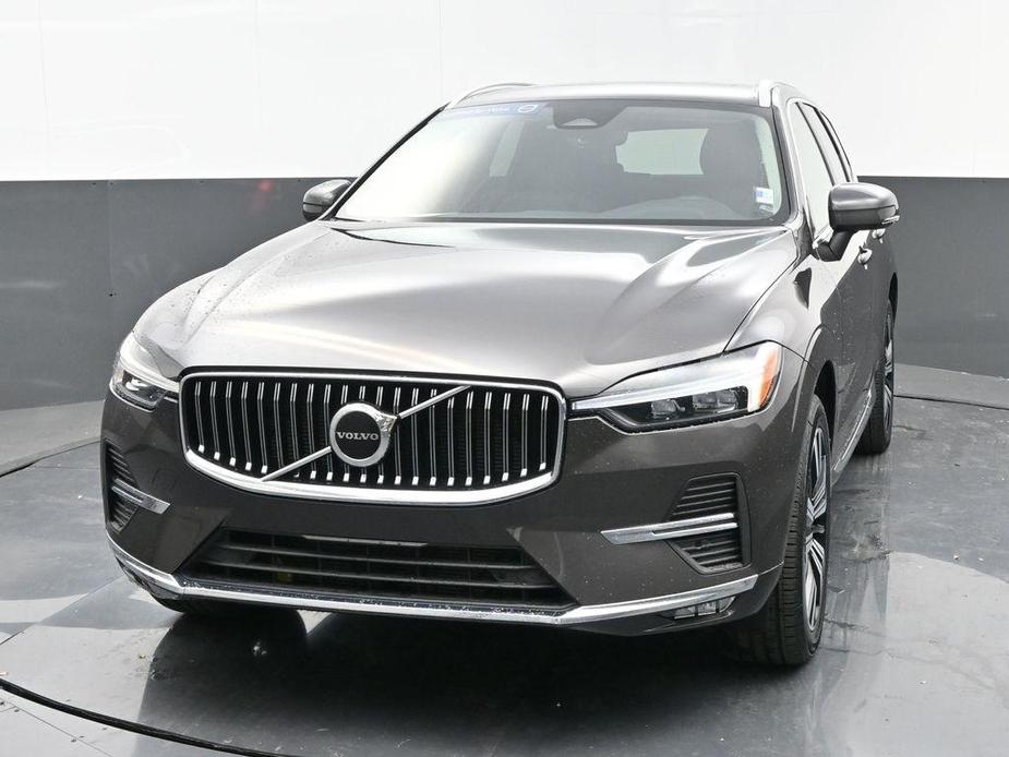 used 2022 Volvo XC60 car, priced at $34,998