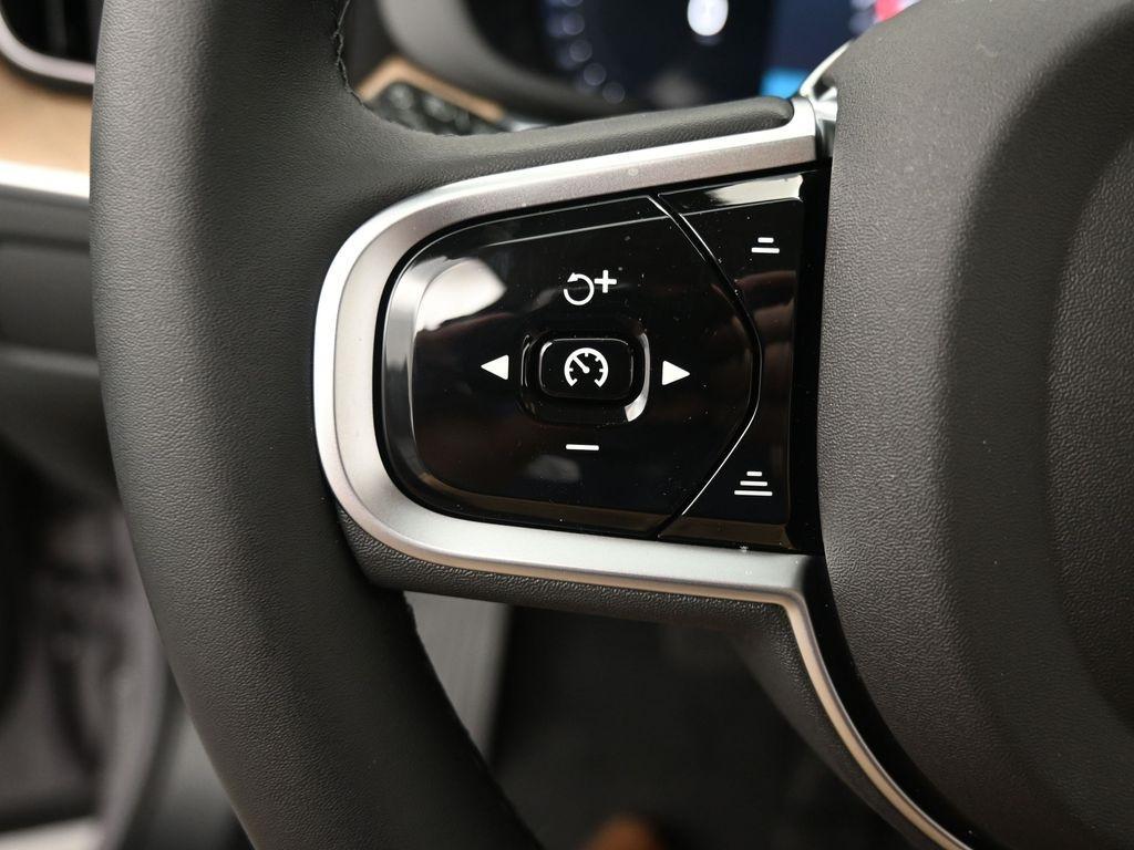 new 2026 Volvo XC60 car, priced at $52,545