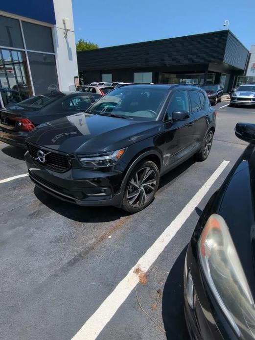 used 2021 Volvo XC40 car, priced at $29,537