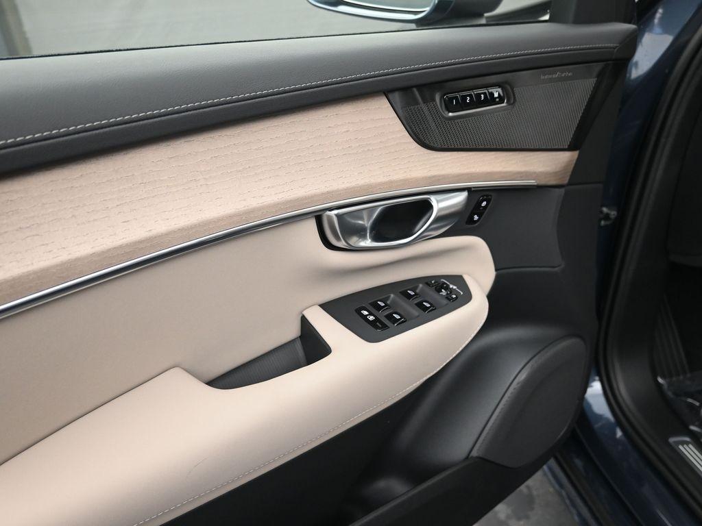 new 2026 Volvo XC90 car, priced at $71,825