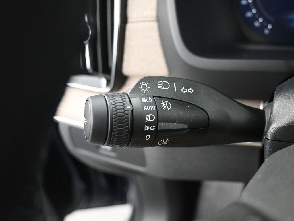 new 2026 Volvo XC90 car, priced at $71,825