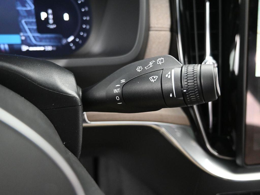 new 2026 Volvo XC90 car, priced at $71,825