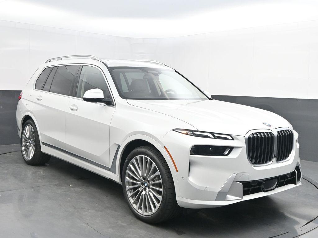 new 2026 BMW X7 car, priced at $95,685