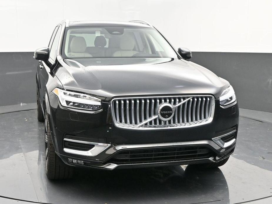 new 2025 Volvo XC90 car, priced at $67,275