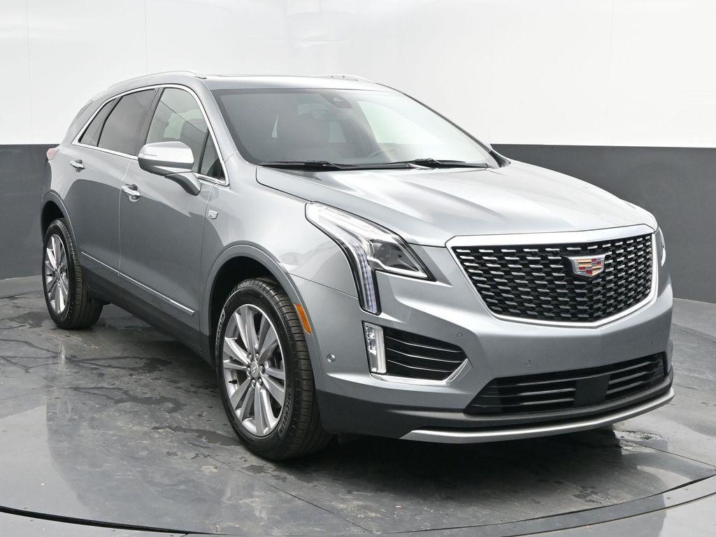 used 2024 Cadillac XT5 car, priced at $44,998