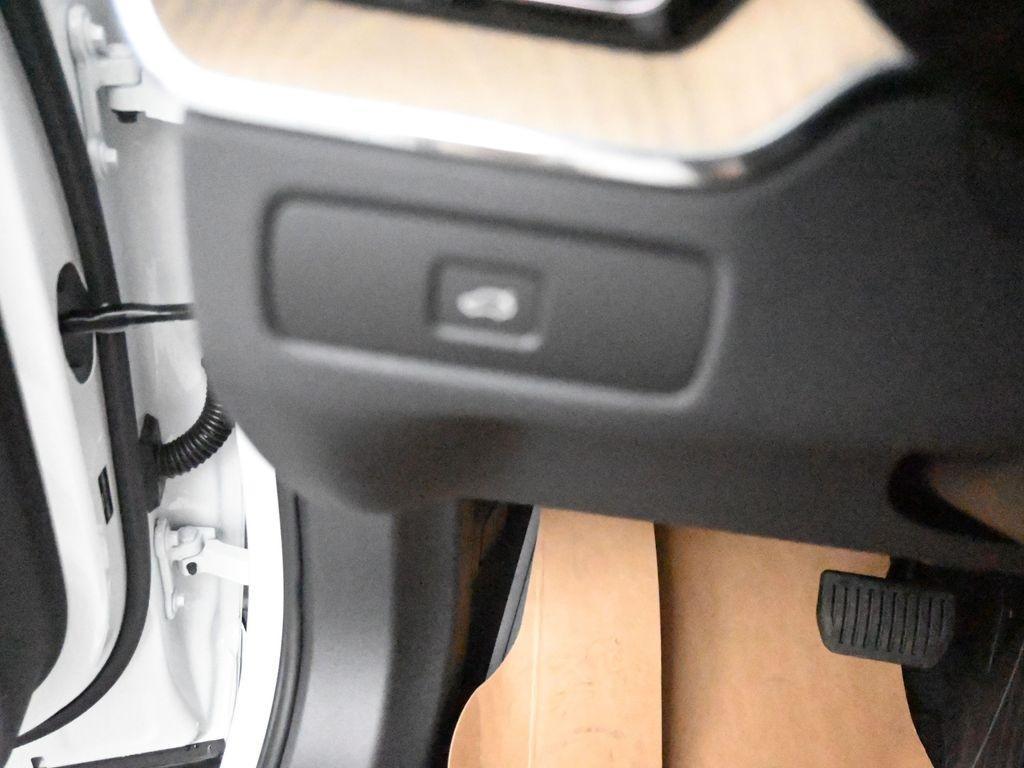 new 2026 Volvo XC60 car, priced at $52,730