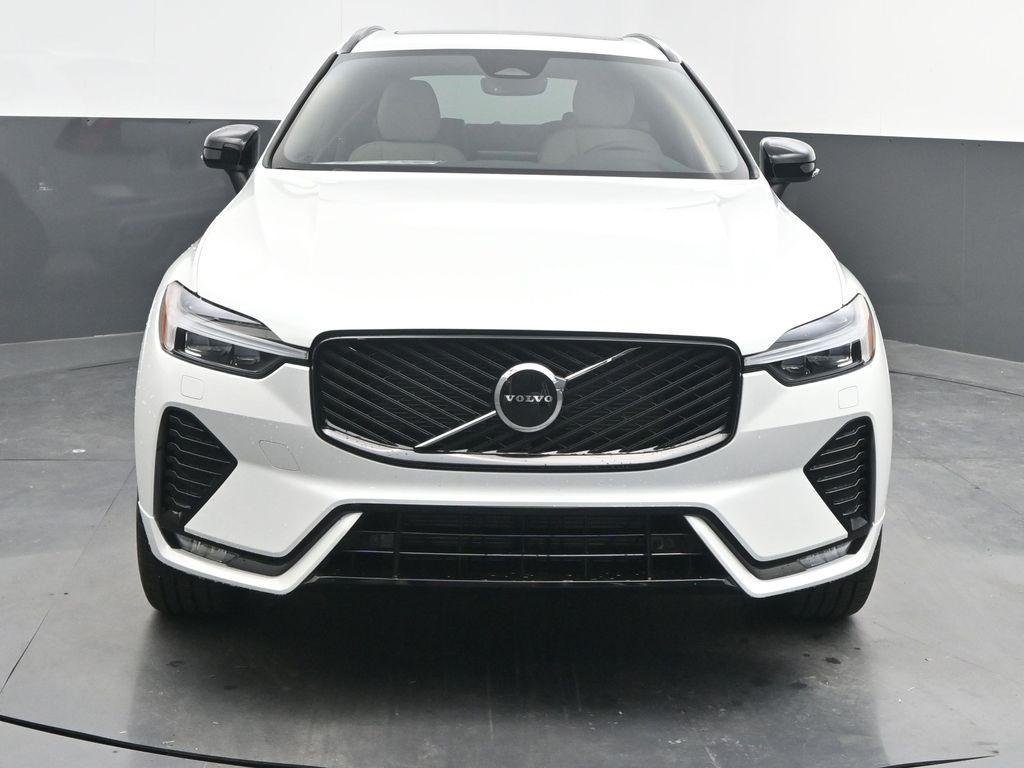 new 2026 Volvo XC60 car, priced at $52,730