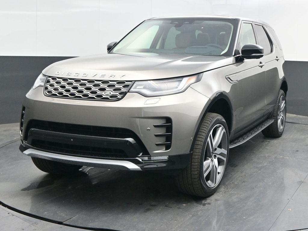 new 2025 Land Rover Discovery car, priced at $87,018