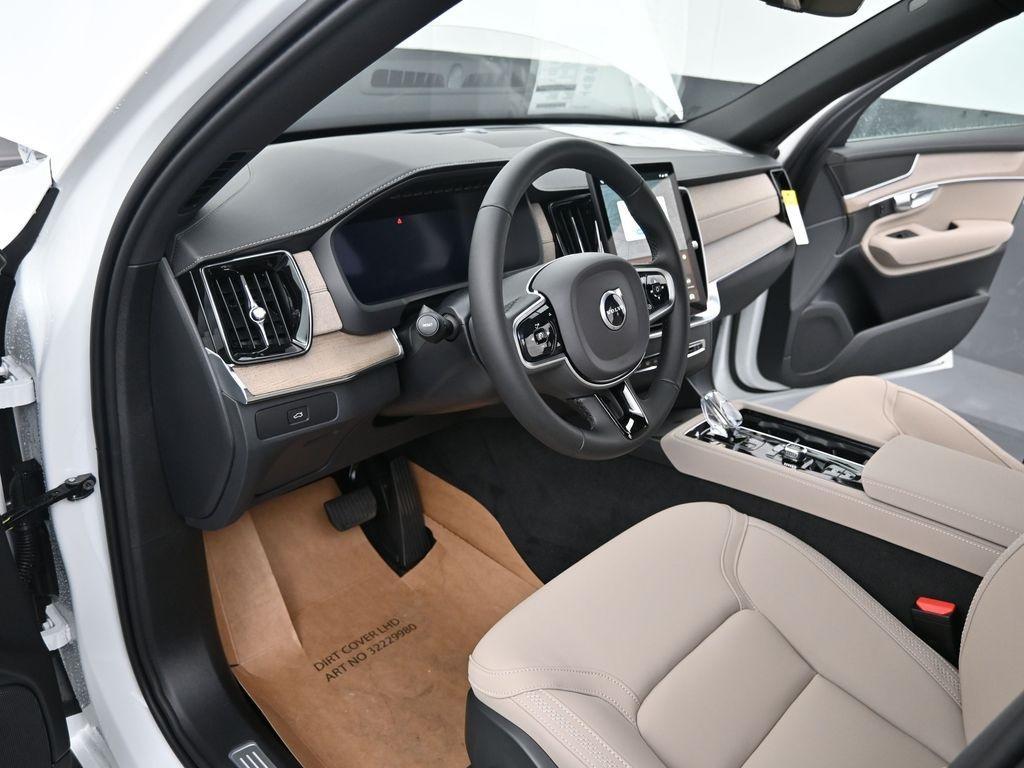 new 2025 Volvo XC90 car, priced at $59,935