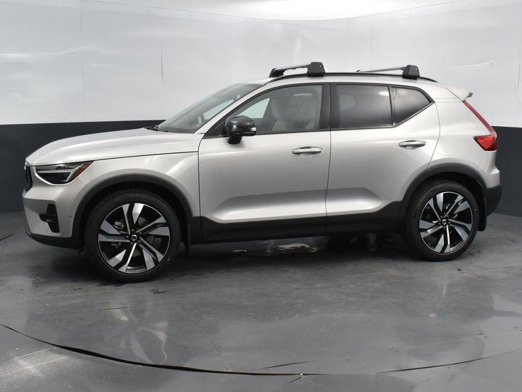 new 2024 Volvo XC40 car, priced at $50,700