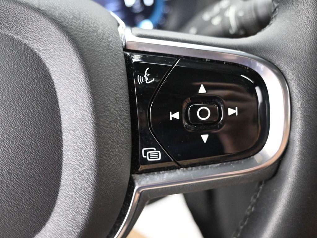 used 2023 Volvo XC60 car, priced at $41,498