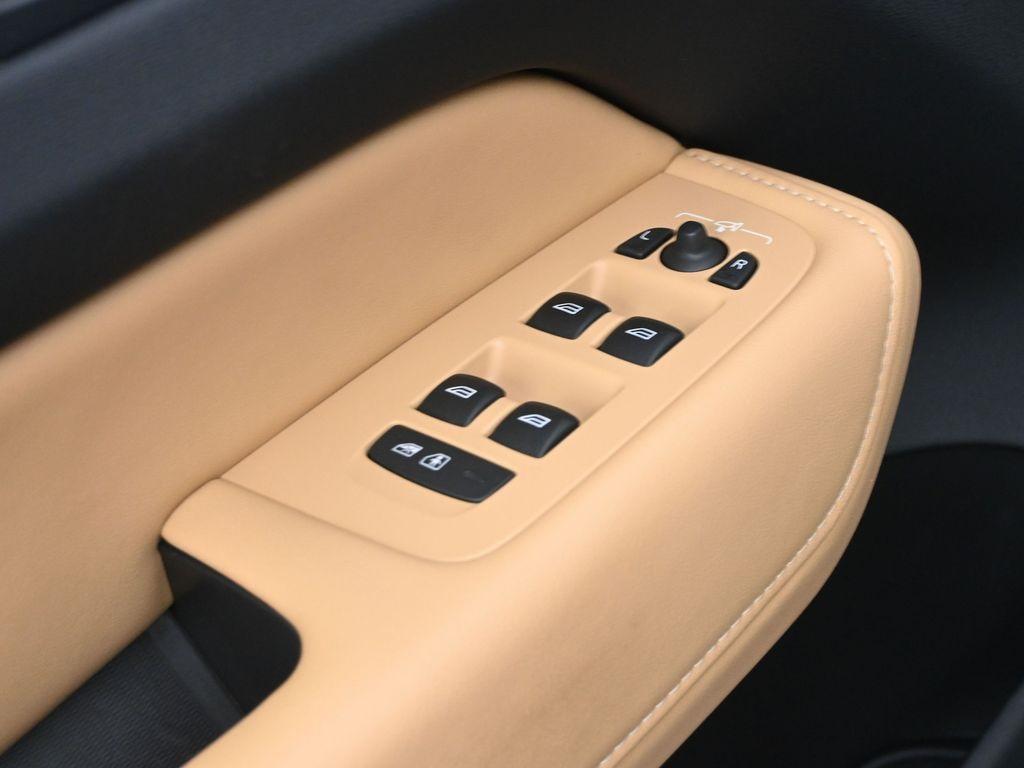 used 2023 Volvo XC60 car, priced at $41,498