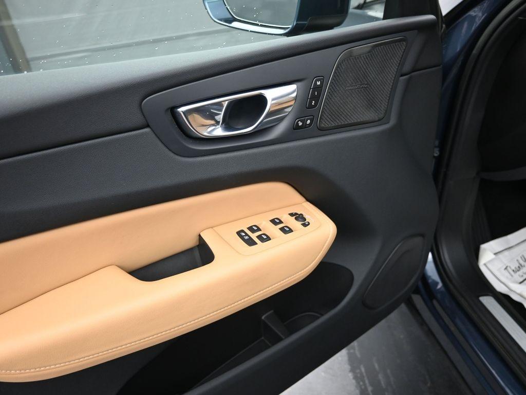 used 2023 Volvo XC60 car, priced at $41,498