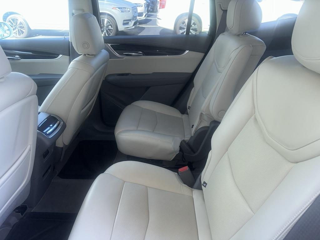 used 2020 Cadillac XT6 car, priced at $27,998