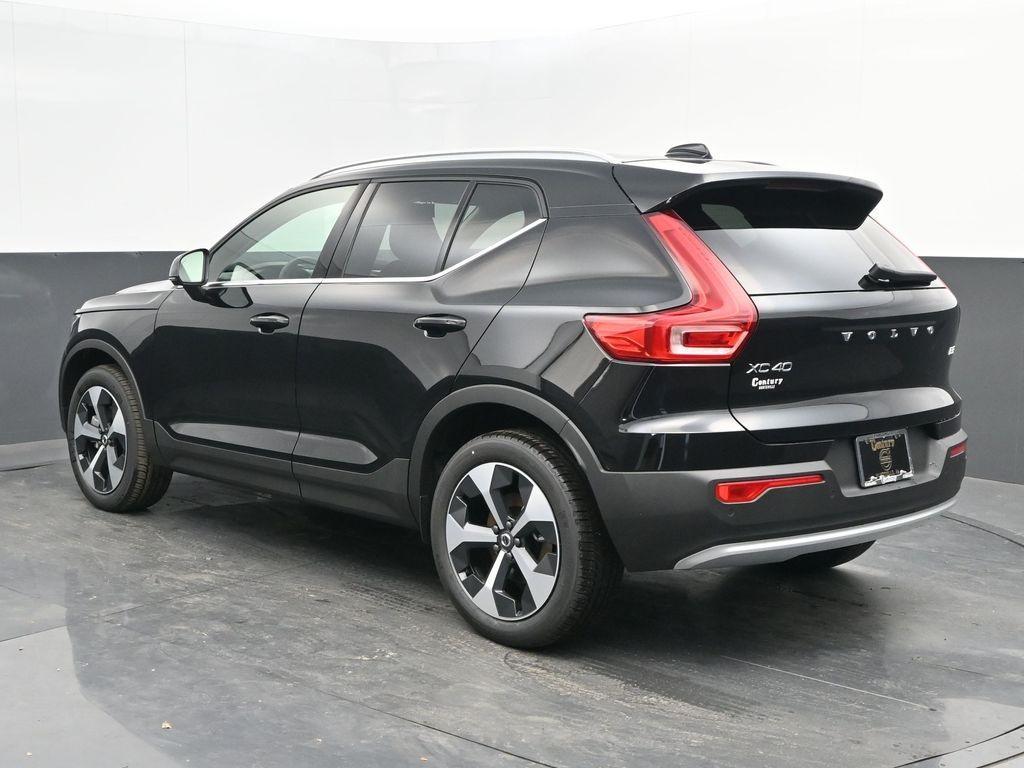 new 2025 Volvo XC40 car, priced at $45,465