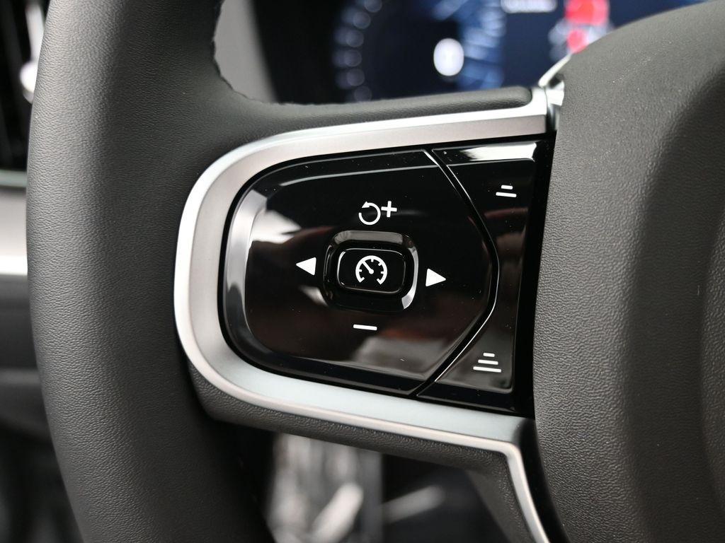 new 2026 Volvo XC60 car, priced at $69,550