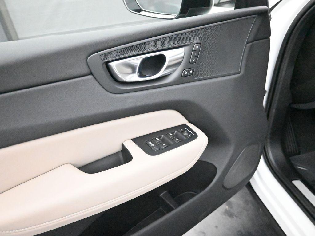 new 2026 Volvo XC60 car, priced at $57,985