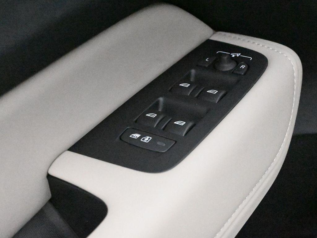 new 2026 Volvo XC60 car, priced at $57,985