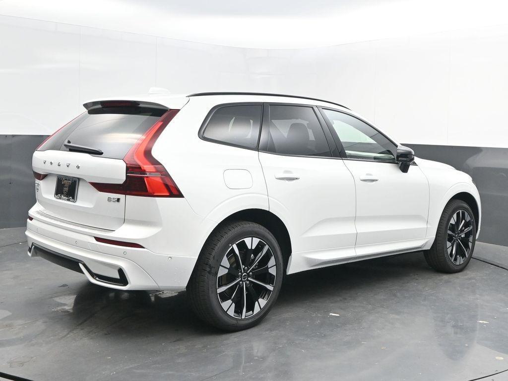 new 2026 Volvo XC60 car, priced at $57,985