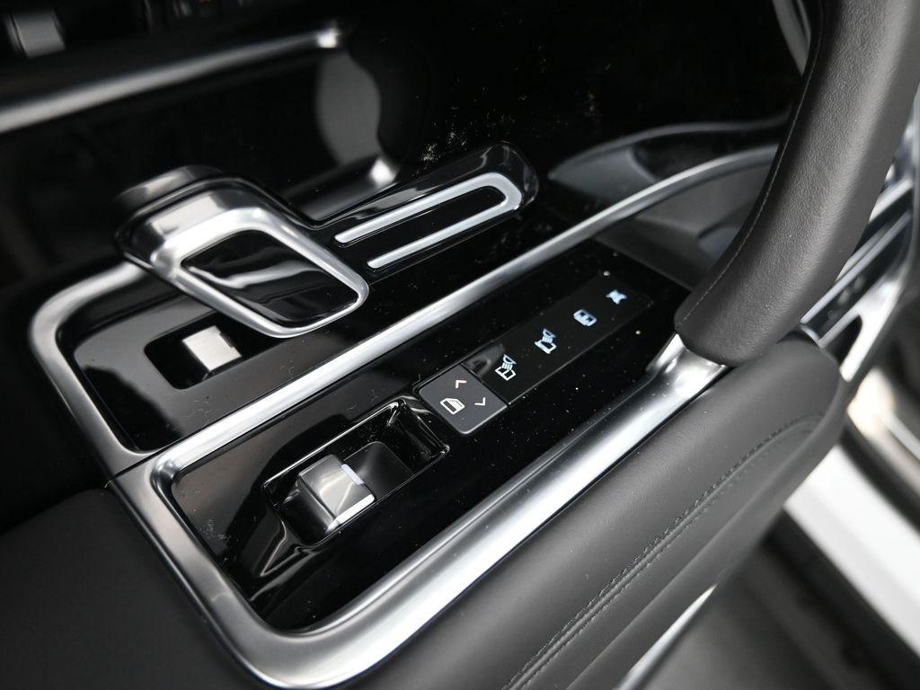 new 2025 Land Rover Range Rover car, priced at $157,670