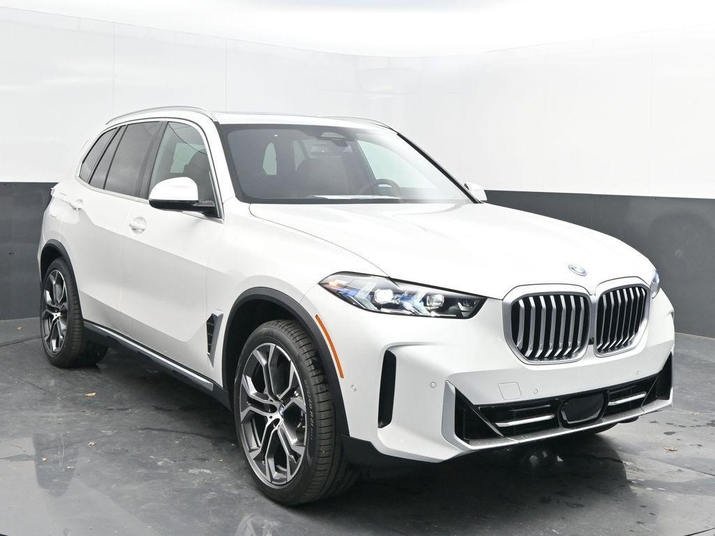 new 2025 BMW X5 PHEV car, priced at $77,060