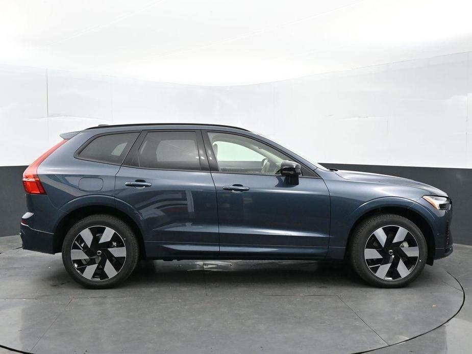 new 2025 Volvo XC60 Plug-In Hybrid car, priced at $66,235