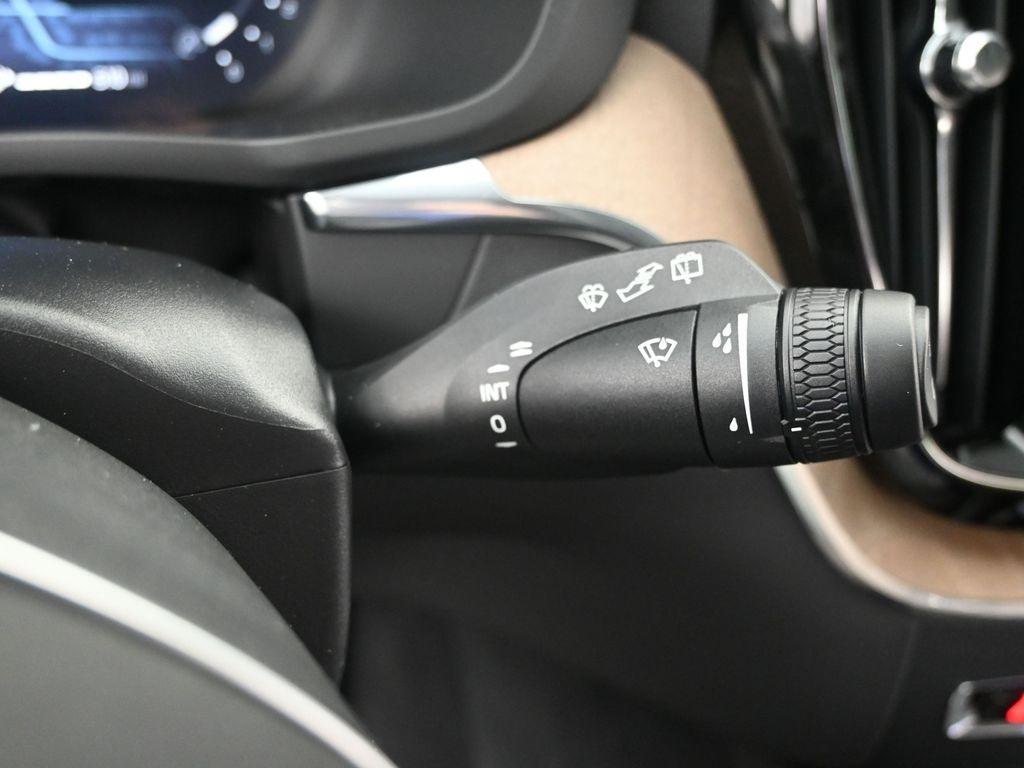 new 2026 Volvo XC60 car, priced at $57,985