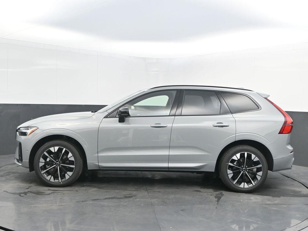 new 2026 Volvo XC60 car, priced at $57,985